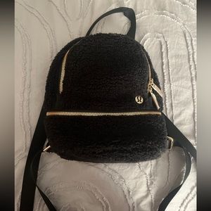 Lululemon mini backpack